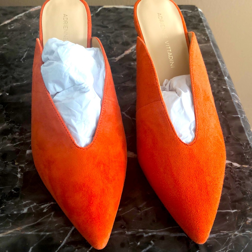 Woman’s mule heel